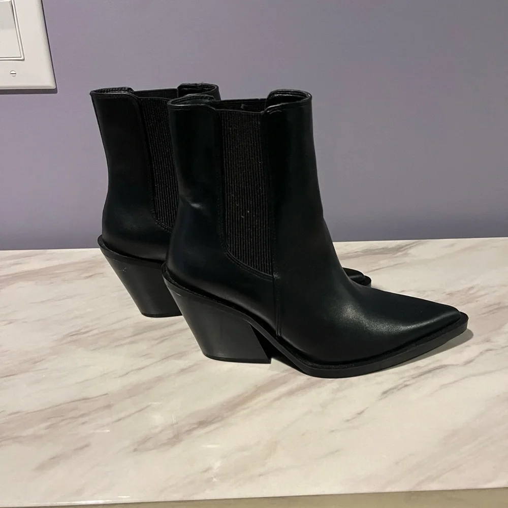 Zara leather Black Pointed Toe Ankle Boots - Women - Picture 2 of 4